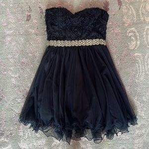 Size 5 Navy Blue Strapless Dress